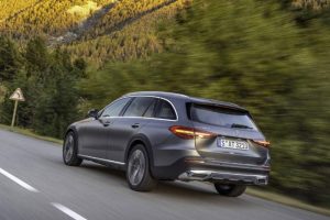 2022-Mercedes-Benz-C-Class-All-Terrain-8