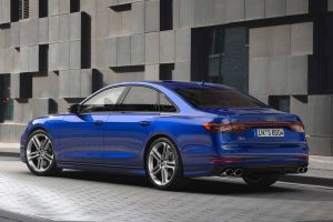 2022-audi-s8 (1)