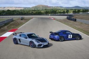 2022_Porsche_718_Cayman_GT4_RS_12
