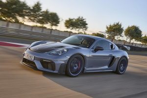 2022_Porsche_718_Cayman_GT4_RS_2