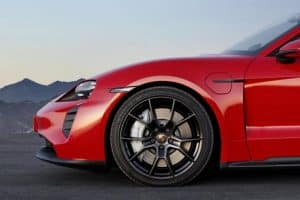 590-hp-2022-porsche-taycan-gts-debuts-in-californi (3)