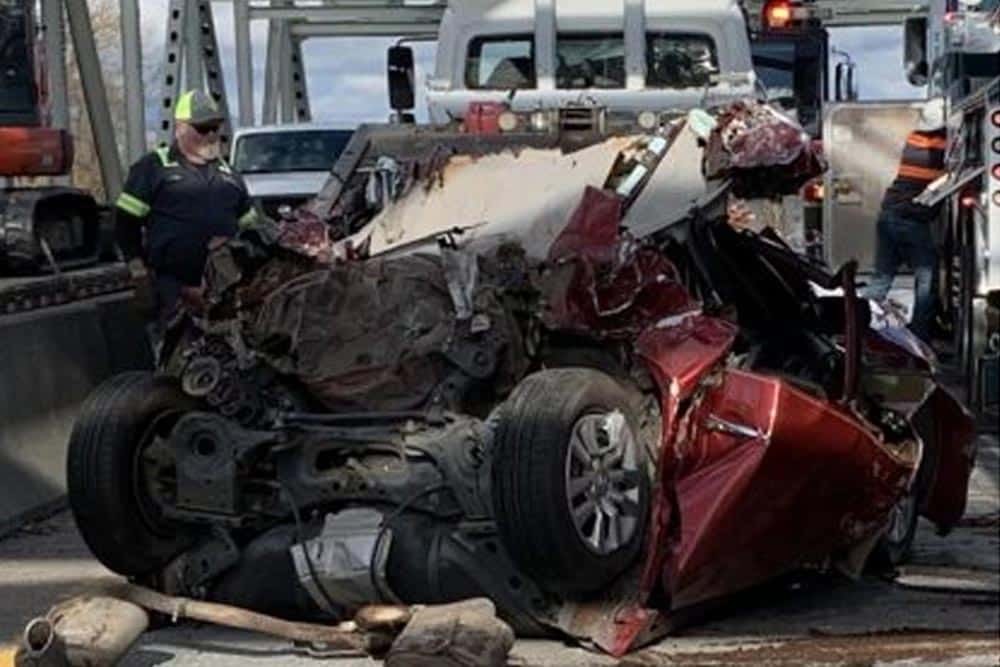 https://autogreeknews.gr/wp-content/uploads/2021/11/Car-Accident2.jpg