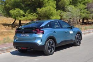 Citroen-C4-C-Cross-1.2T-130-EAT8-(2)