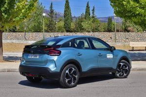 Citroen-C4-C-Cross-1.2T-130-EAT8-(26)