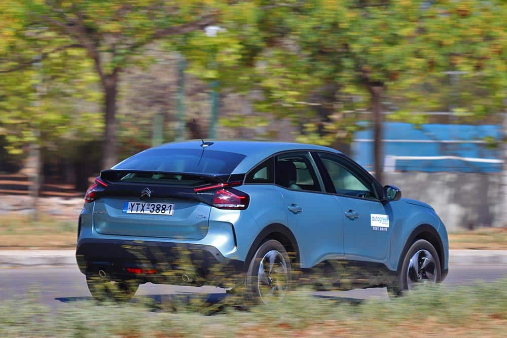 https://autogreeknews.gr/wp-content/uploads/2021/11/Citroen-C4-C-Cross-1.2T-130-EAT8-34.jpg