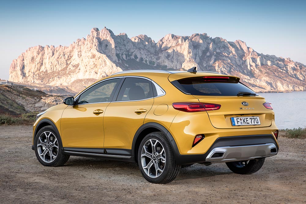 https://autogreeknews.gr/wp-content/uploads/2021/11/Kia-XCeed-2020-7.jpg