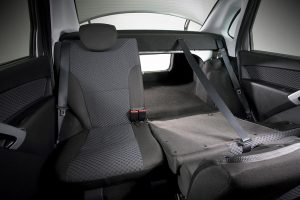 Lada-Granta-Sedan-(8)