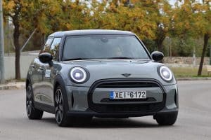 MINI-Cooper-5d-2021-(2)
