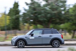 MINI-Cooper-5d-2021-(29)