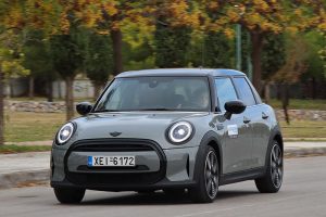 MINI-Cooper-5d-2021-(3)