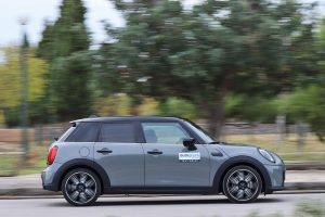 MINI-Cooper-5d-2021-(30)