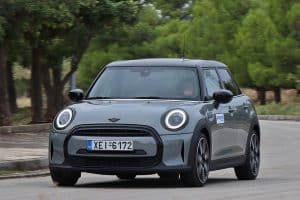 MINI-Cooper-5d-2021-(33)
