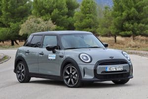 MINI-Cooper-5d-2021-(37)