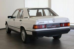 Mercedes-190D-1987-(7)