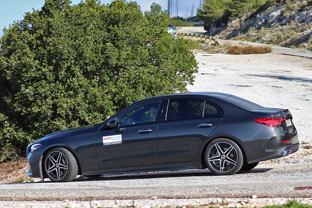 https://autogreeknews.gr/wp-content/uploads/2021/11/Mercedes-C-180-2021-41.jpg