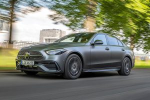 Mercedes-C-300-e-(1)