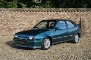 Opel-Kadett-GSi-1