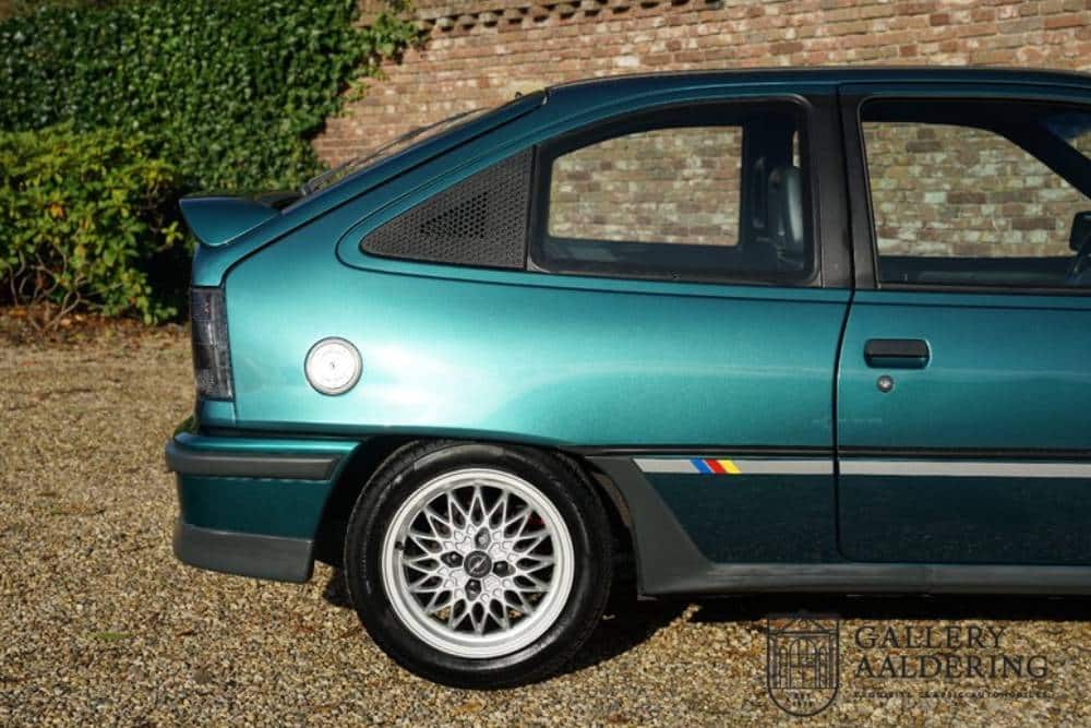 https://autogreeknews.gr/wp-content/uploads/2021/11/Opel-Kadett-GSi-4.jpg