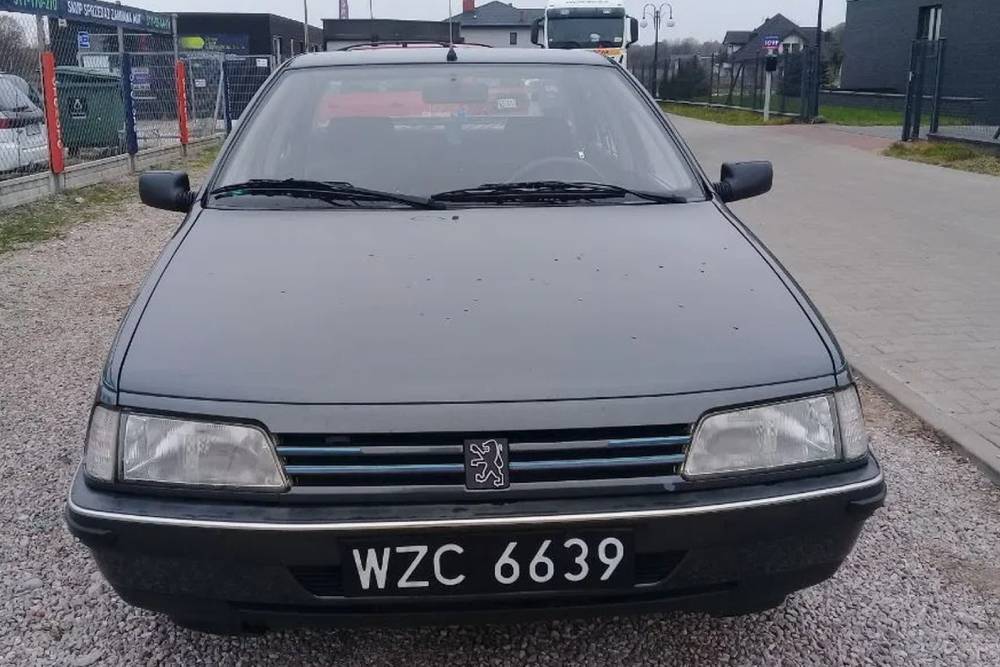 https://autogreeknews.gr/wp-content/uploads/2021/11/Peugeot_405_1994_FSO-10.jpg