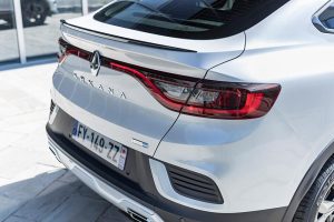 Renault_Arkana_6