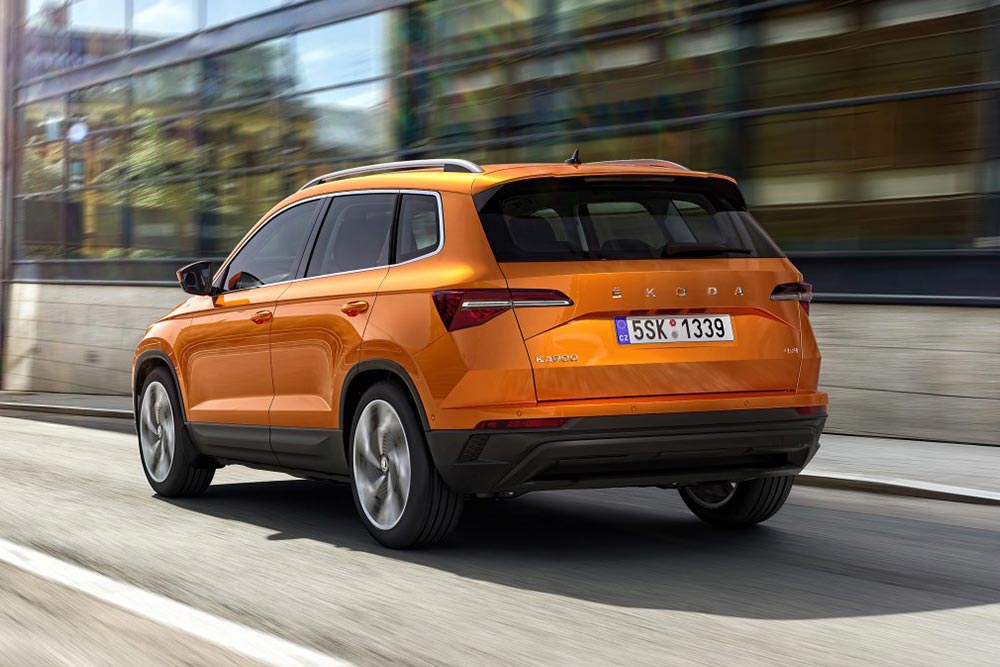 https://autogreeknews.gr/wp-content/uploads/2021/11/Skoda-Karoq-2021-3.jpg