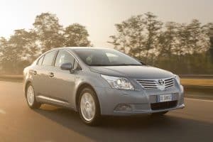 Toyota-Avensis-2008-(1)