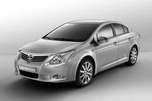 Toyota-Avensis-2008-(4)