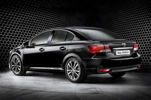 Toyota-Avensis-2011-(4)