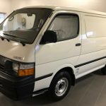 Toyota-Hiace-1991-(2)