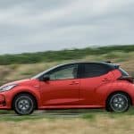 Toyota-Yaris-Hybrid-2020-(7)