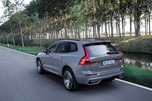 Volvo_XC60_Recharge_T8_AWD_2