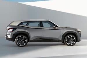 bmw-xm-(4)
