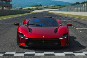 ferrari-daytona-sp3-frontale