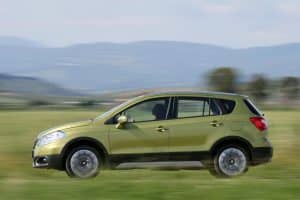 suzuki-sx4-2013-(4)