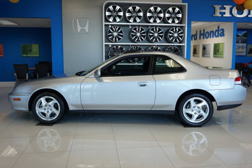 https://autogreeknews.gr/wp-content/uploads/2021/12/2001-honda-prelude-auto-for-sale-11.jpg
