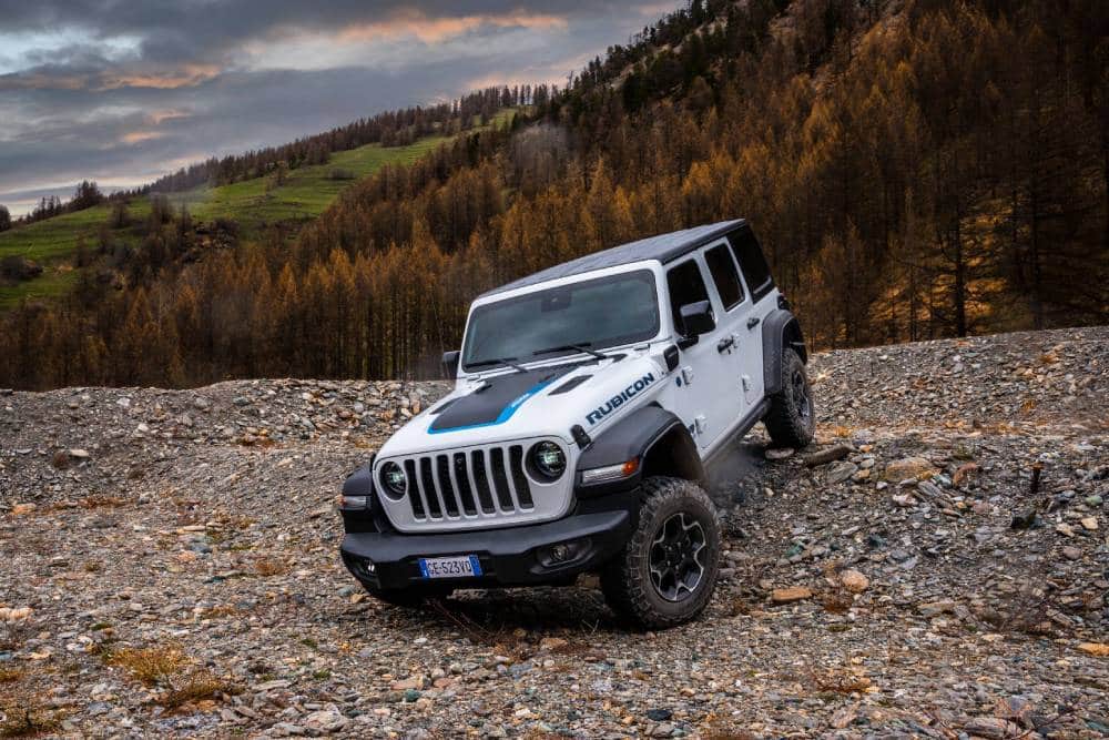 https://autogreeknews.gr/wp-content/uploads/2021/12/2022-Jeep-Wrangler-4xe-Rubicon-EU-Spec-21.jpg
