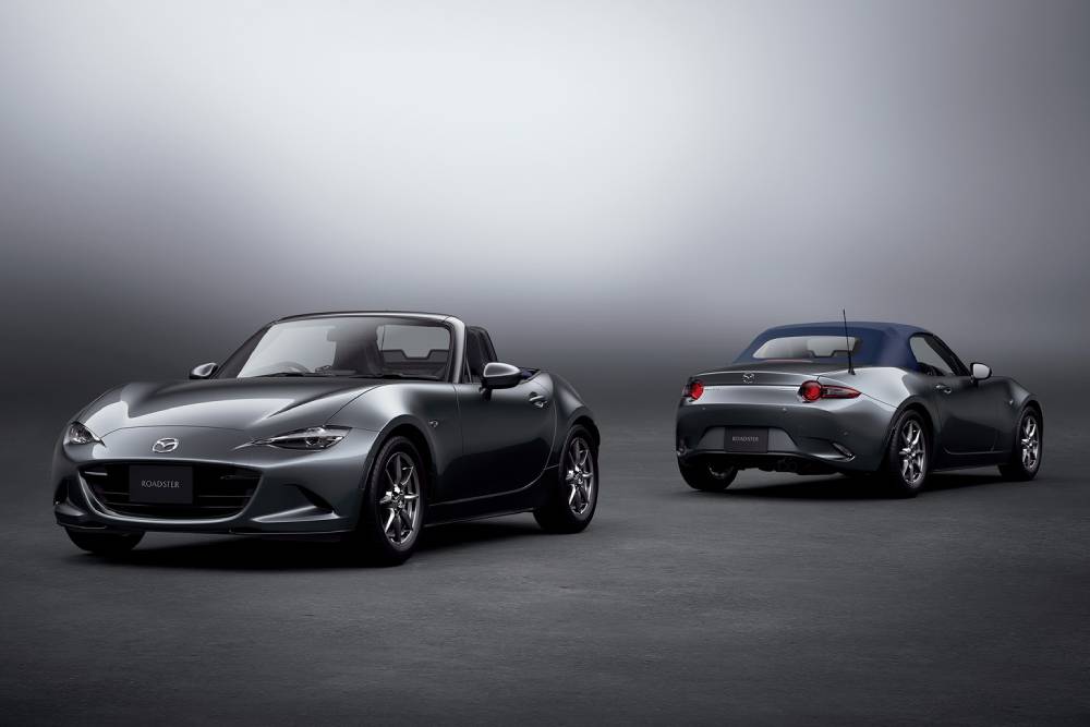 https://autogreeknews.gr/wp-content/uploads/2021/12/2022-Mazda-MX-5-Miata-10.jpg
