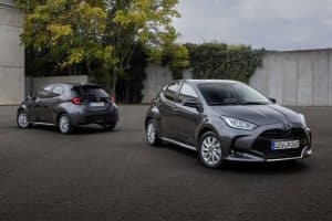 2022-mazda2-hybrid-breaks-cover-as-yaris-based-eco (1)