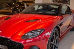 Aston_Martin_DBS_Superleggera_Max_Verstappen_kapo