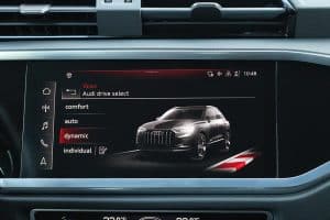 Audi Q3 45 TFSIe (26)