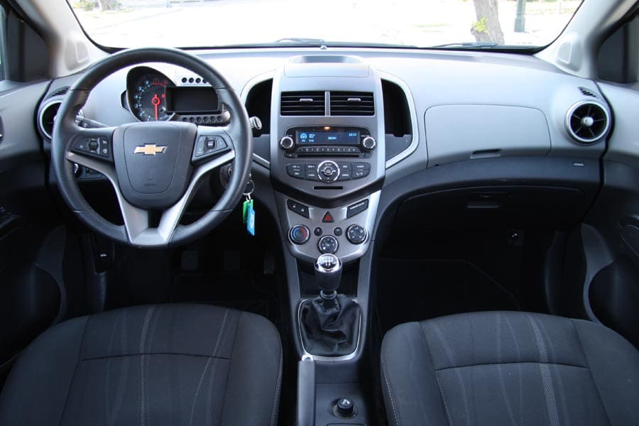 https://autogreeknews.gr/wp-content/uploads/2021/12/Chevrolet-Aveo-2013-6.jpg