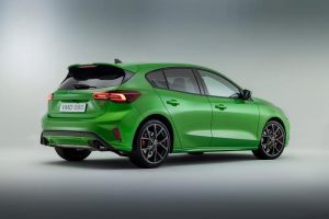 FORD_FOCUS_ST_02