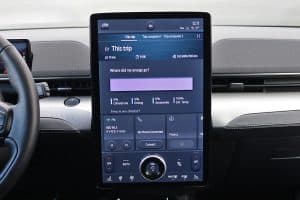 Ford Mustang Mach-E 294 hp RWD (13)