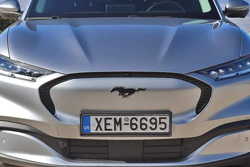 https://autogreeknews.gr/wp-content/uploads/2021/12/Ford-Mustang-Mach-E-294-hp-RWD-3.jpg