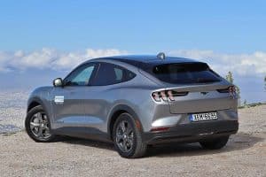 Ford Mustang Mach-E 294 hp RWD (7)