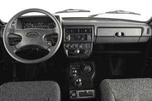 LADA-NIVA-1997-interior