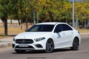 Mercedes-A-250-e-Sedan-(10)