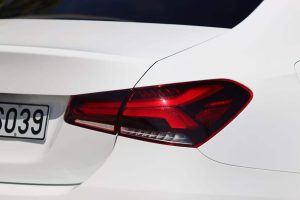 Mercedes-A-250-e-Sedan-(16)