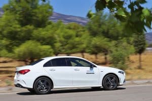 Mercedes-A-250-e-Sedan-(3)