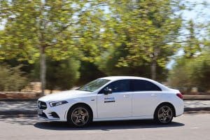 Mercedes-A-250-e-Sedan-(4)